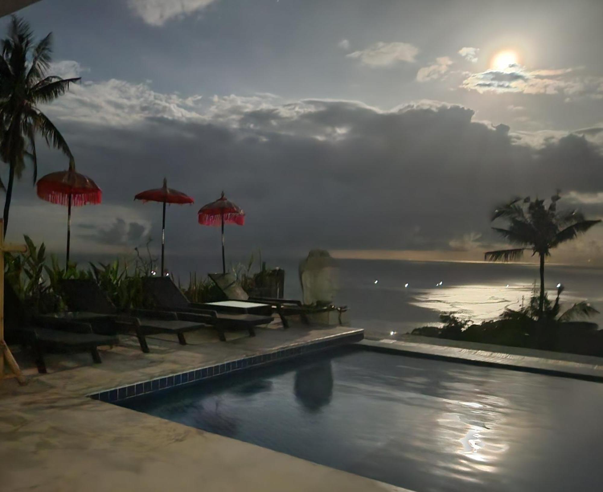 Villa Umbrella Senggigi Exterior foto